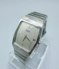 Vintage seiko tank square ローマン文字盤1990年製 - メルカリ