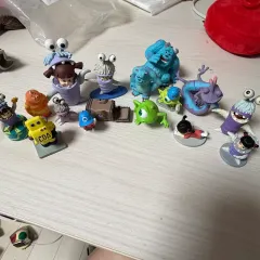 ディズニー ピクサー モンスターズ・インク マイク＆サリー フィギュアセット