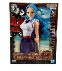 美品 バンダイ ONE PIECE ネフェルタリ・ビビ フィギュア