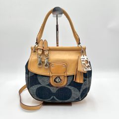 FENDI フェンディ FF金具 ズッカ柄 アクセサリーポーチ ハンドバッグ