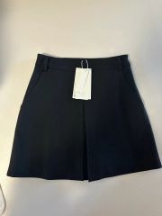 mi様専用【タグ付き未着用】SNIDEL ピンタックショートパンツ - メルカリ