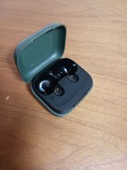 美品（正規品）Apple AirPods 4世代 片耳 L 片方 左耳 ノイズキャンセ