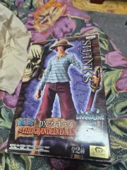 正規品 ONE PIECE フィギュア シャンクス DX グランドラインメン