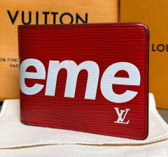 Supreme ロゴ入り 長財布 レッド - メルカリ