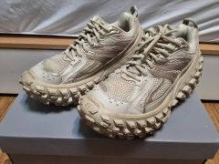 BALENCIAGA BOUNCER Brown 43サイズ バウンサー - メルカリ