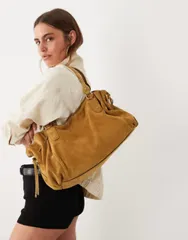 マンゴ レディース バッグ レザー Mango starring Hailey Bieber 100 leather slouch shoulder bag BROWN ブラウンのサムネイル