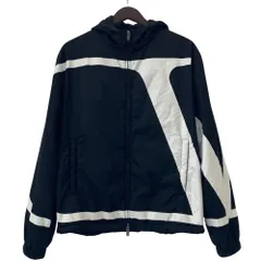 良品 21AW VALENTINO ヴァレンティノ Vロゴ プリント ナイロン パデッドジャケット サイズ46 ブラック メンズ 古着 中古 USEDのサムネイル