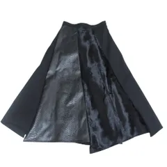美品 JUNYA WATANABE ジュンヤワタナベ コムデギャルソン スネークプリント ベルベット スカート AD2025 S ブラック レディース 古着 中古 USEDのサムネイル