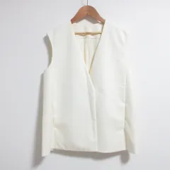 新品同様 24SS Drawer ドゥロワー ウールモヘア サキソニージレ ベスト 6521-234-1216 38サイズ ホワイト レディース 古着 中古 USEDのサムネイル