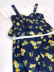 【新品】 earth music＆ecology  3点セット 4,990円の品  Fサイズ  アースミュージック＆エコロジー  フラワーキャミ＋Tシャツ＋スカーチョ  u208 u