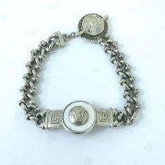 美品 ヴェルサーチ ブレスレット メデューサ シルバー金具 - メルカリ
