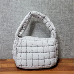 @COS ライトグレー 質 ミニバッグのサムネイル