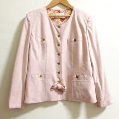 良品 INGEBORG インゲボルグ 裏地フラワープリント リボン 金ボタン ノーカラージャケット サイズL ピンク レディース 古着 中古 USEDのサムネイル