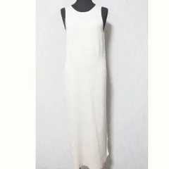美品 WALANCE ワランス ノースリーブ リブニットワンピース 26-2611 ベージュ レディース 古着 中古 USEDのサムネイル