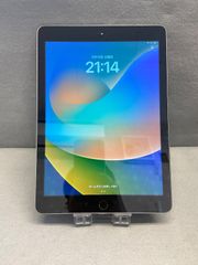 超美品 国内版 WiFi版 iPad 第5世代 32GB スペースグレー色 - メルカリ