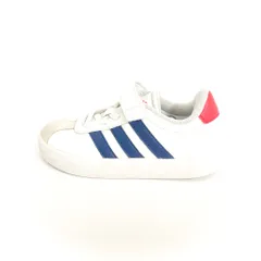 adidasのサムネイル
