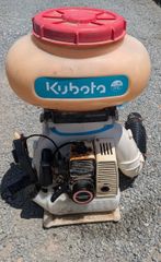 クボタ（Kubota）「背負動力散布機 MD3010K」 クボタ（Kubota）「背負動力散布機 MD3010K」 - メルカリ