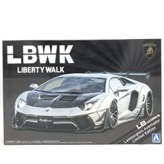アオシマ 1/24 リバティウォーク R35 GTR /ランボルギーニ ウラカン