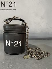 N°21 ヌメロヴェントゥーノ】 バニティバッグ - メルカリ