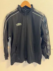 (^w^)b アンブロ UMBRO ジャージ ジャケット ジュニア キッズ 160 黒 ブラック 白 ホワイト ライン ロゴ 150 スポーツ サッカー フットサル トレーニング ウェア ウインドブレーカー 美品 古着 OM12652MRのサムネイル