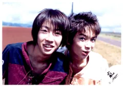 嵐 99年 デビューハワイ 相葉雅紀/松本潤 公式写真 *1枚