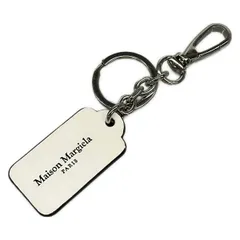 Maison Margiela(メゾンマルジェラ) キーホルダー(チャーム)美品  - 白×黒 キーリング付き レザーのサムネイル