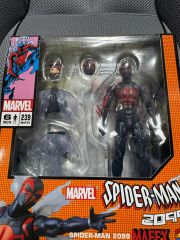 marvel legendsモフィスアクションフィギュア Mezco spawn marvel legendsモフィスアクションフィギュア Mezco spawn - メルカリ