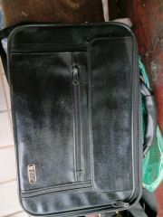 展示品 大きく開くビジネスバッグ A4 B4対応 CRICKET クリケット 