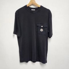 極美品〕モンクレール 四角刺繍ロゴ 黒 Tシャツ ブラック L 5S147 