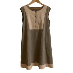 美品 FOXEY NEW YORK フォクシーニューヨーク ストレッチ ノースリーブ ミニワンピース 31732 サイズ38 ベージュ レディース 古着 中古 USEDのサムネイル