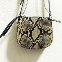 美品 ALLSAINTS オールセインツ SLIVER MINI RND XBODY パイソン型押し ショルダーバッグ ベージュ ブラック レディース 古着 中古 USEDのサムネイル