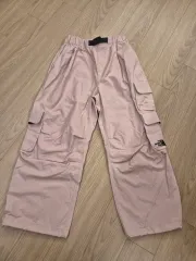 (値下げ)THE NORTH FACE ザノースフェイス ピンク カーゴ ワイド パンツ 130