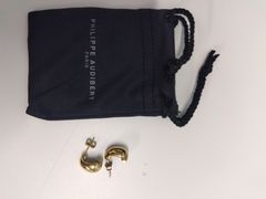 美品】A.P.C. フープピアス ゴールドカラー - メルカリ