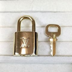 新品未使用品 ルイヴィトン LV カデナ パドロック 南京錠 304番 LOUIS VUITTON ルイヴィトン パドロック 南京錠 カデナ 鍵 ゴールド No