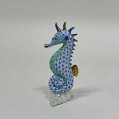 ヘレンド(HEREND) ユニコーン磁器置物 - メルカリ