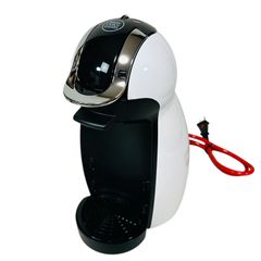 ネスカフェ ドルチェグスト GENIO S PLUS「ジェニオ エス プラス
