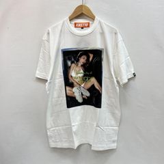 kiks tyo コラボ 橋本梨菜 LOGO T - メルカリ