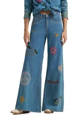 ラングラー レディース ボトムス デニムパンツ ワイドレッグ 刺繍 ジーンズ Wrangler x Lainey Wilson Embroidered Cheeky Wide Leg Jeans Denim デニム