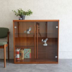デンマーク 北欧ヴィンテージ チーク ガラスキャビネット 北欧家具