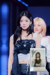 ITZY リア 対面当選者 直筆サイン入り チェキ Motto - メルカリ