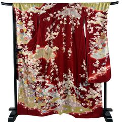 D897 振袖　やまと　枝垂れ桜　蝶々　金駒刺繍　正絹　着物　袷　おまけ長襦袢 D897 振袖 やまと 枝垂れ桜 蝶々 金駒刺繍 正絹 着物 袷 おまけ長襦袢