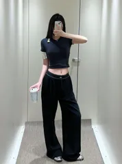 2026年最新】alo yoga パンツの人気アイテム - メルカリ