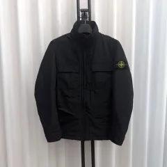 S ストーンアイランド マイクロラブス プリマロフト ジャケット ブラックのサムネイル