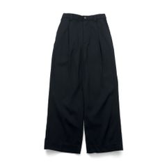 パンツ BALENCIAGA 3D Tuck Croped Pleats Slacks BALENCIAGA 3D Tuck Croped Pleats Slacks - メルカリ