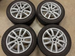 プリウス30系 スタッドレスタイヤホイール付き4本セット185/65R15