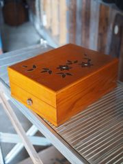 葛籠 つづら 唐花菱紋(からはなびしもん) 着物入れ 骨董品 - メルカリ