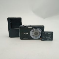 通電確認済】パナソニック LUMIX DMC-3D1 3Dデジカメ 付属品付き