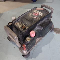イワタ製 コンプレッサー 5馬力 3.5L(不動) - メルカリ