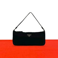 極 美品 PRADA プラダ 三角ロゴ プレート 金具 テスート ナイロン
