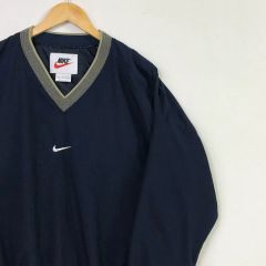 KP111《90s》ナイキ Vネックプルオーバー 白タグ 刺繡ロゴ - メルカリ
